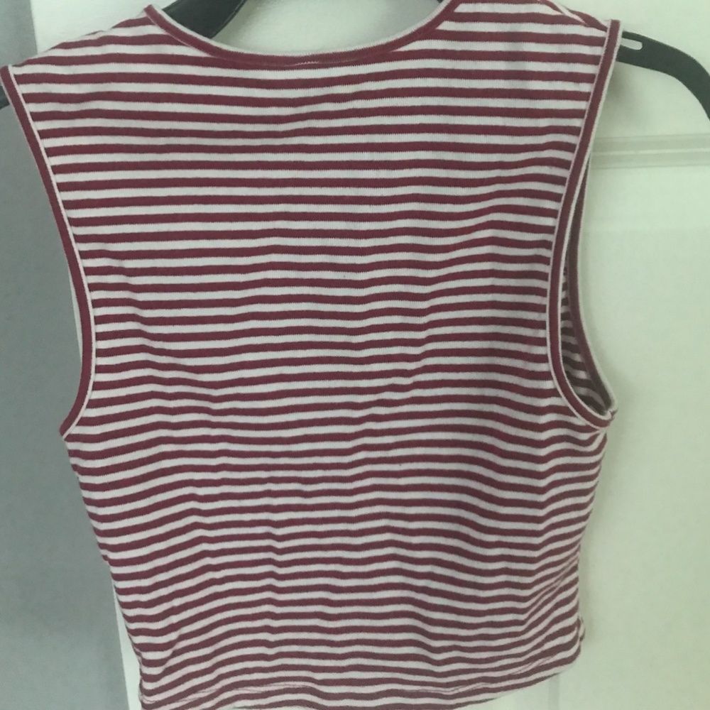Cropped top - Picture 2 of 2